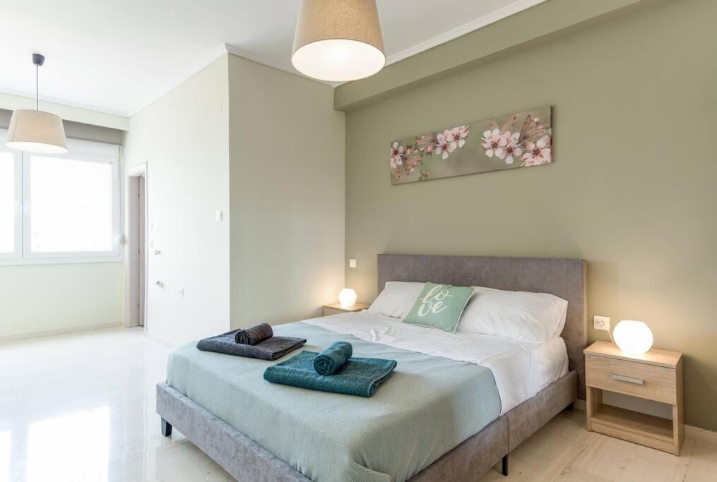 Penthouse Suite In The City Center Солун Екстериор снимка